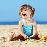 Чем занять ребенка на пляже?